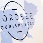 Roll-up mit dem Logo vom NordseeTourismusTag