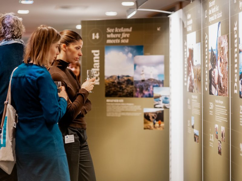 Ausstellungseröffnung „Tourism for Europe, Europe for Tourism“ im Europäischen Parlament am 26. Januar 2026 in Brüssel.