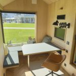 NEYWORK Norderney - Inneneinrichtung Arbeitsplatz