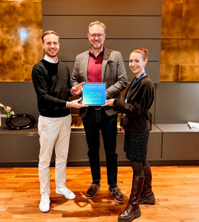 HolidayCheck Award 2026: Strandhotel Duhnen aus Cuxhaven ausgezeichnet