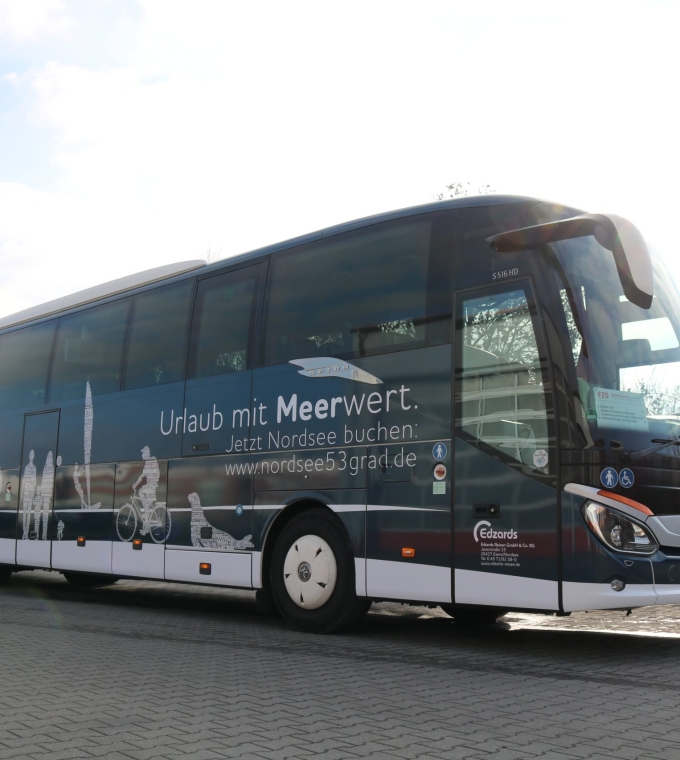 Neuer Bus im Nordsee53Grad-Design
